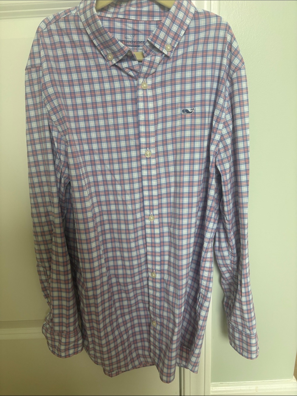 Vineyard Vines Men's Plaid Button-Down Shirt in Pink & Light Blue